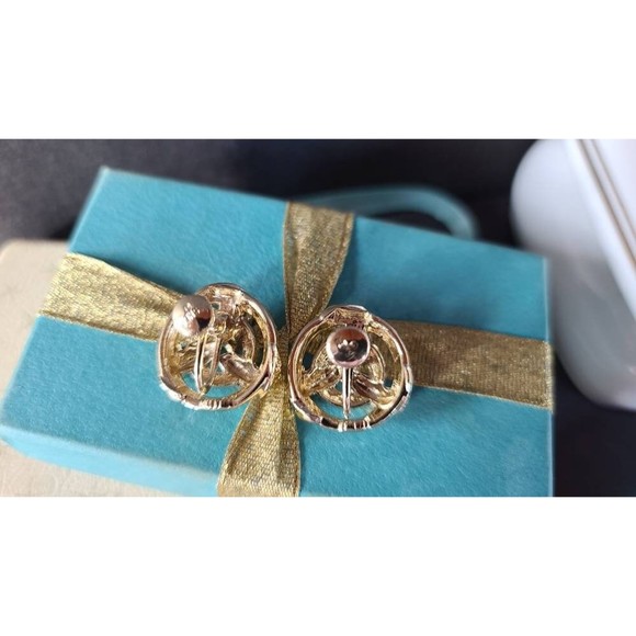 Lisner Gold Screwback Earrings - Picture 8 of 10